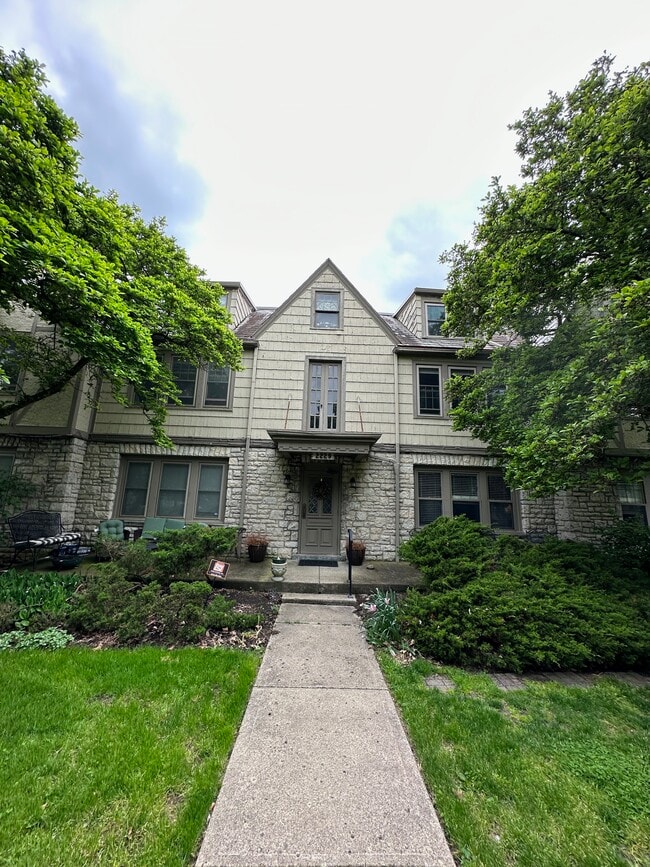 Front entry to building - 2229 Coventry Rd