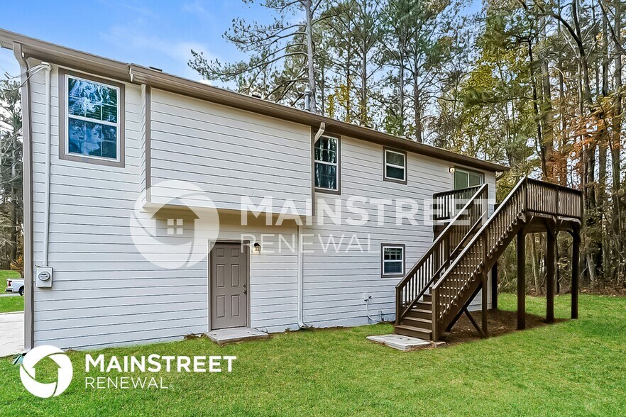 Building Photo - 6390 Snowden Dr