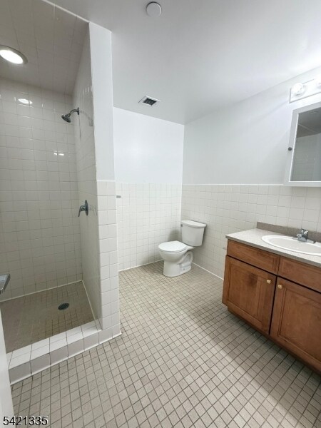 Building Photo - 53 W Palisade Ave