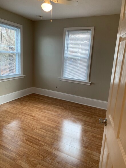 Bedroom 2 - 5 Cordage St