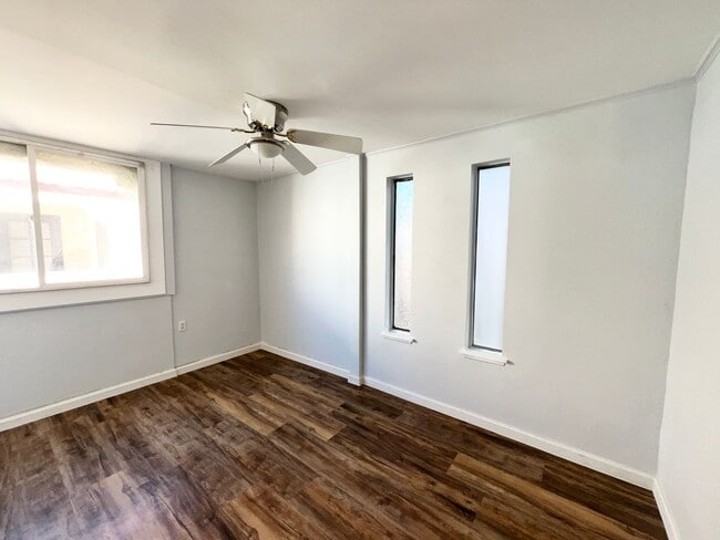 Building Photo - 5096 Spencer St