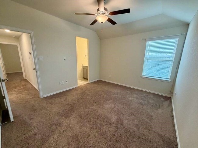 Building Photo - 28614 Oakmist Point Ln