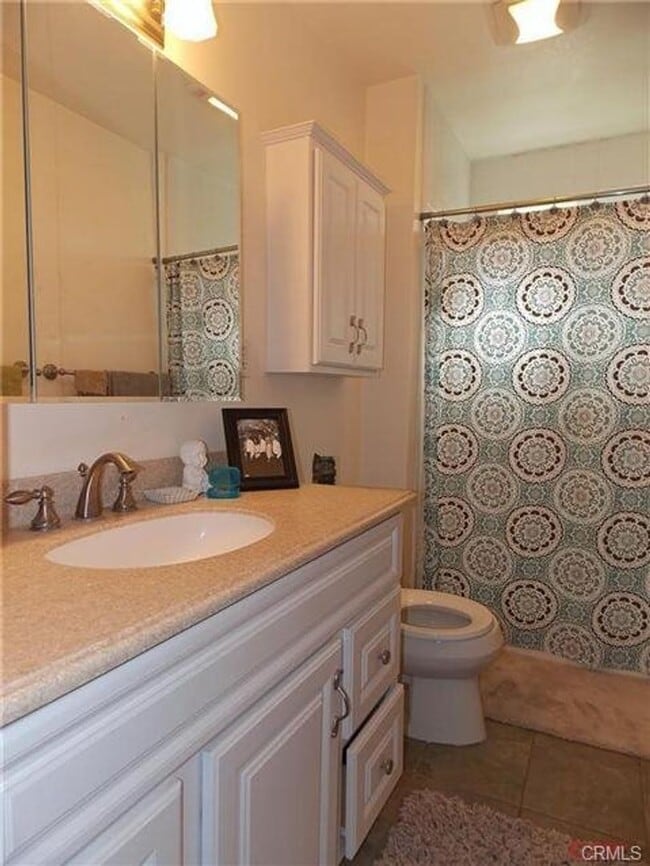 Building Photo - Off of Highland Drive close to cal poly! Approx 2000 feet to Highland Drive Cal Poly Entrance!