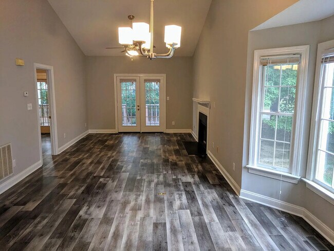 Building Photo - 1232 Shadowbark Ct