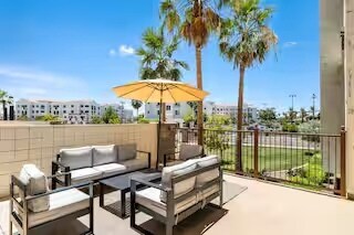 Patio fully furnished - 2511 W Queen Creek Rd