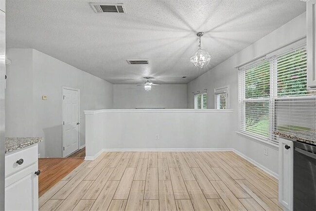 Building Photo - 1025 Balsam Wood Trail