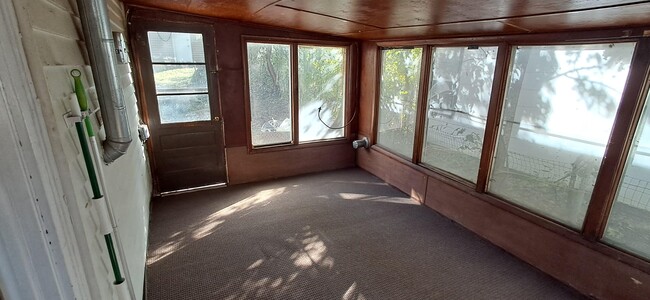 Building Photo - 1819 S 24th St