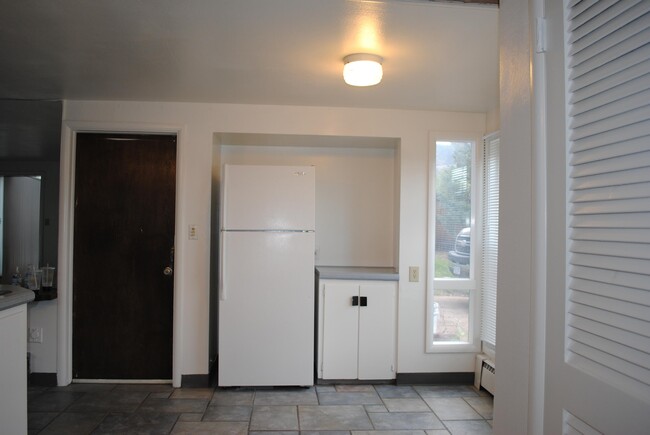 Building Photo - 1221 La Veta Way