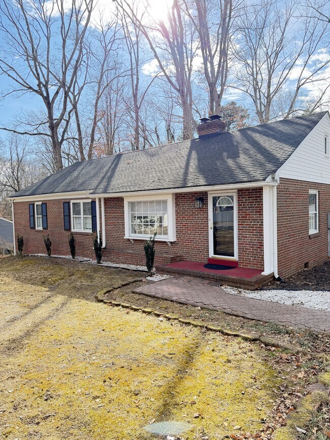 Building Photo - 2648 Melbourne Dr