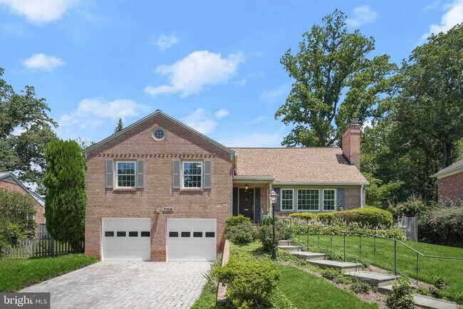Building Photo - 7109 Radnor Rd