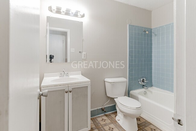 Building Photo - Charming 3 Bedroom in Hope Mills!