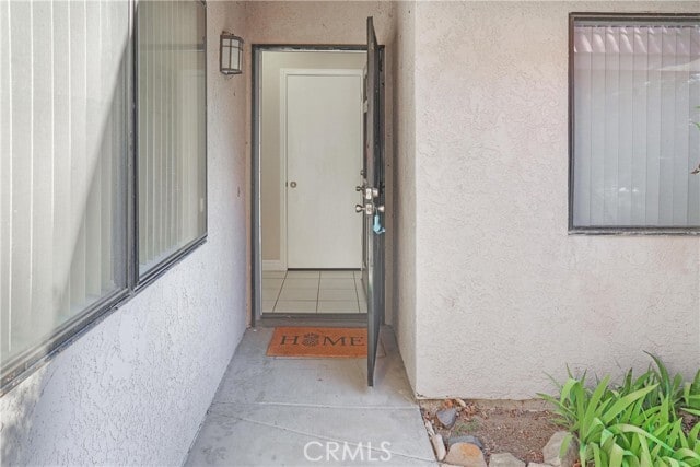 Building Photo - 27535 Lakeview Dr