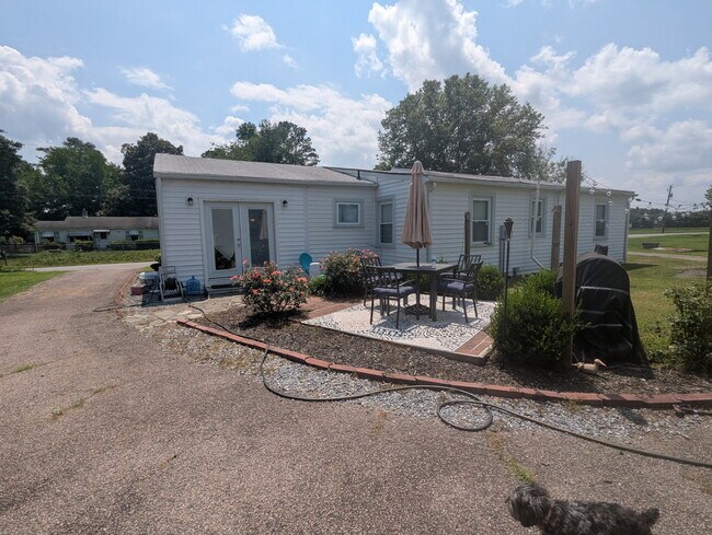 Building Photo - 7188 Fire Ln