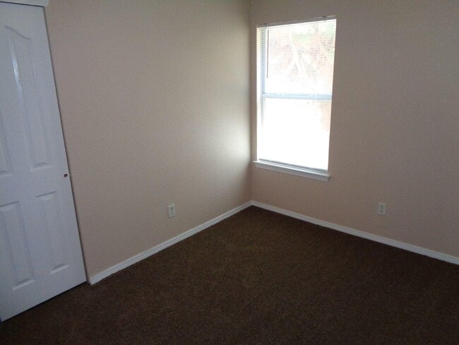 Building Photo - 3096 Tierra Bowles Dr