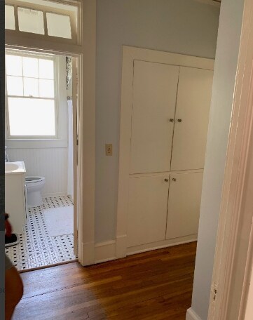 Building Photo - 519 Thorn Pl