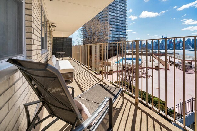 Building Photo - 6040 JFK Blvd E