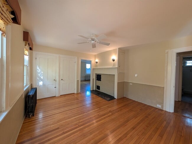 Building Photo - 119 Mill Rd