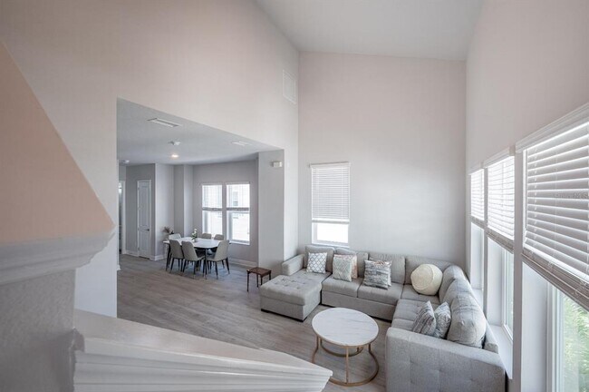 Building Photo - 2400 Ezzell Ct