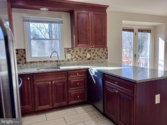 Building Photo - 1525 Templeton Pl