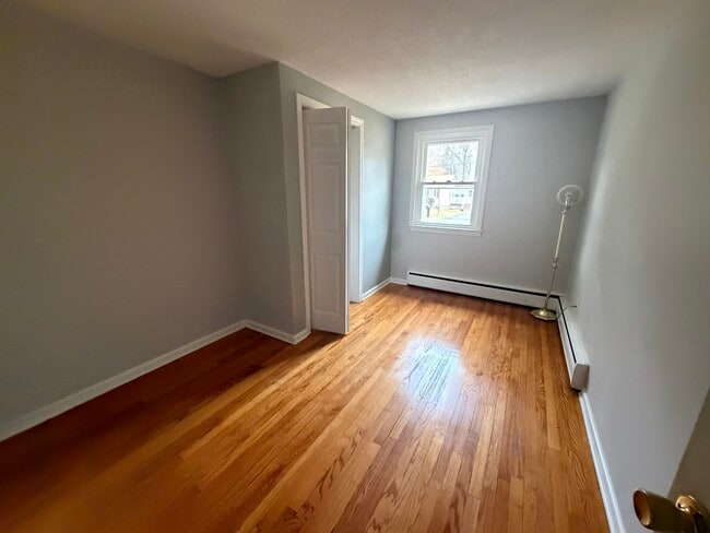 Building Photo - 131 Wells Rd