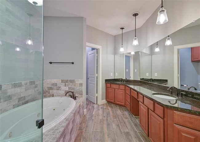 Building Photo - 42 Versante Ct