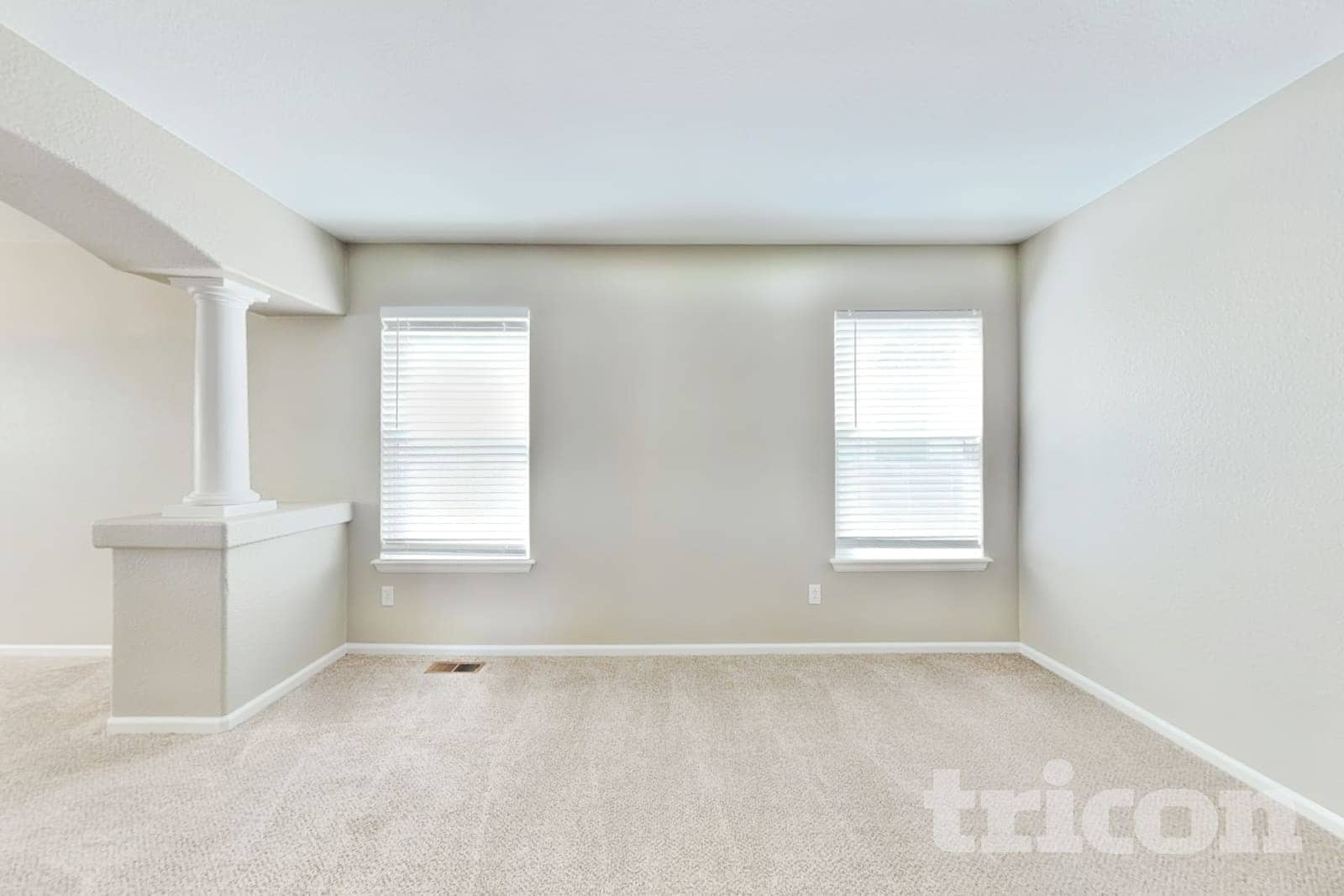 Building Photo - 4836 Ireland Ct