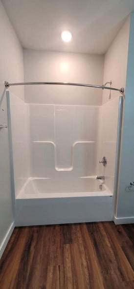 Building Photo - 85A Hemingway Ave