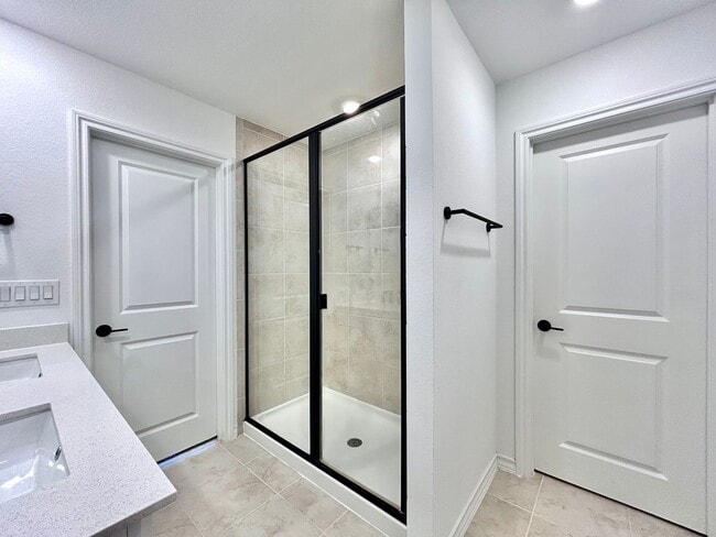 Building Photo - Modern 3/BR 2.5/BA Home with Porch, Deck &...