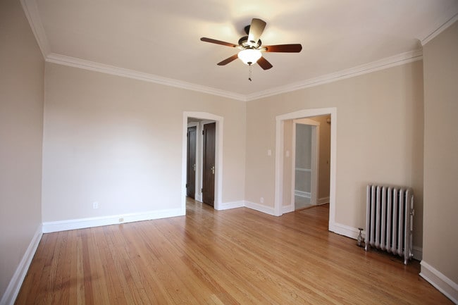 Building Photo - Sheridan Shores Apartments