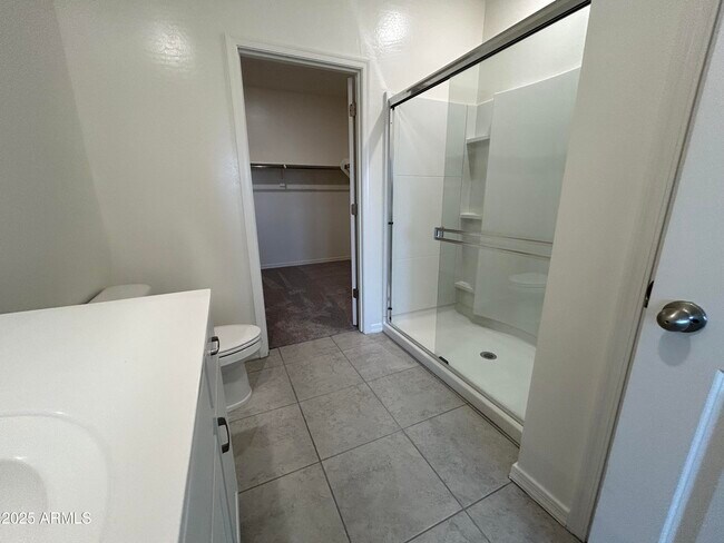 Building Photo - 18461 N Los Gabrieles Way