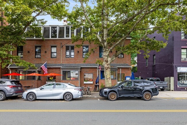 Building Photo - 506 Piermont Ave