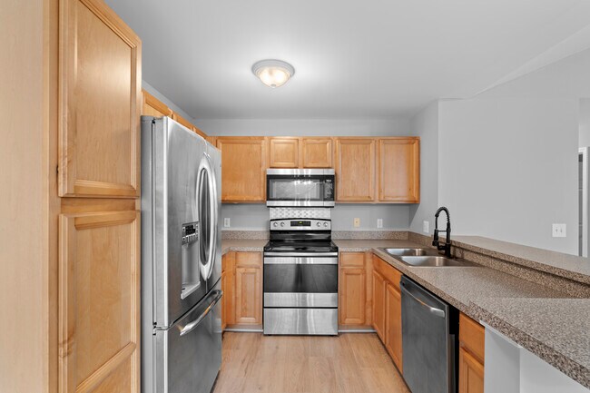 Building Photo - 51663 Hale Ln