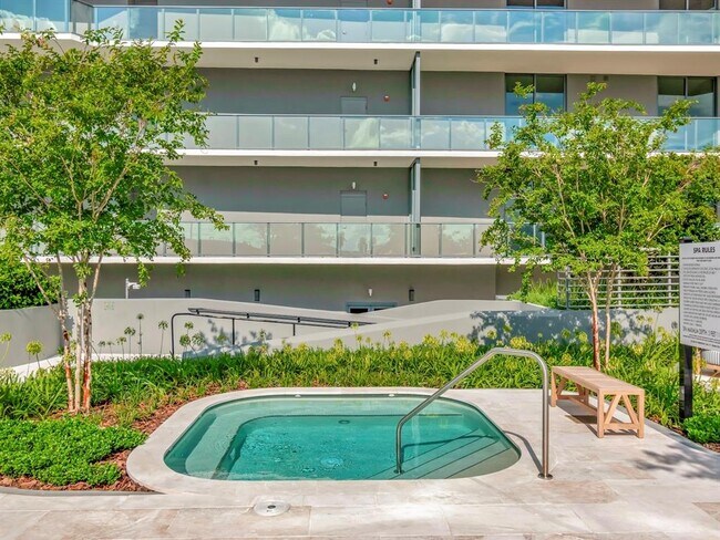 Building Photo - 3101 Bayshore Blvd