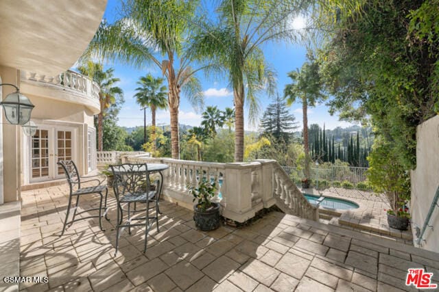 Building Photo - 4440 Hayvenhurst Ave