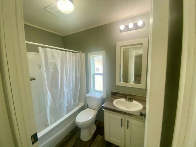 Building Photo - 1556 Tropic Isle Dr
