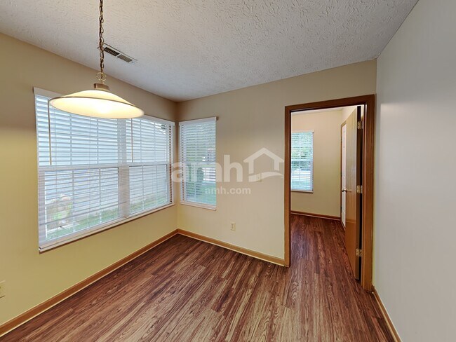 Building Photo - 5787 Coldcreek Dr