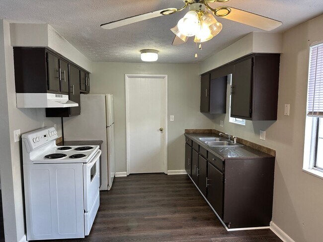 Building Photo - 115 Westminster Ave