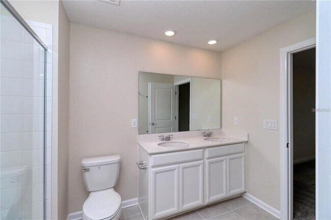 Building Photo - 116 Bergamot Lp