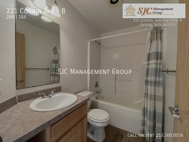 Building Photo - 221 Corrin Ave NW