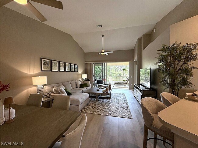 Building Photo - 10135 Colonial Country Club Blvd