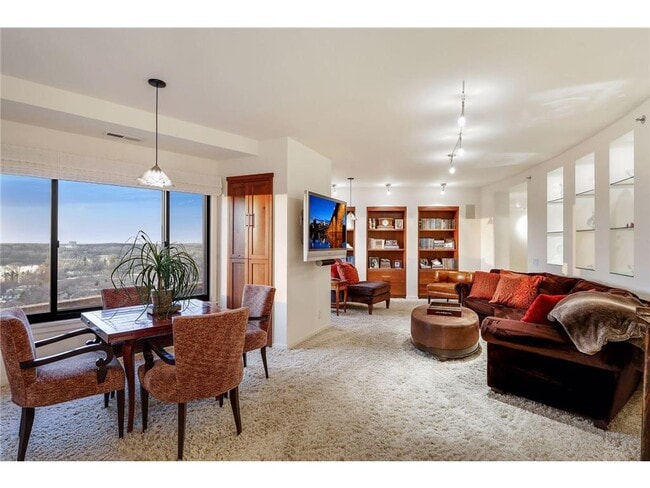 Building Photo - 2950 Dean Pkwy