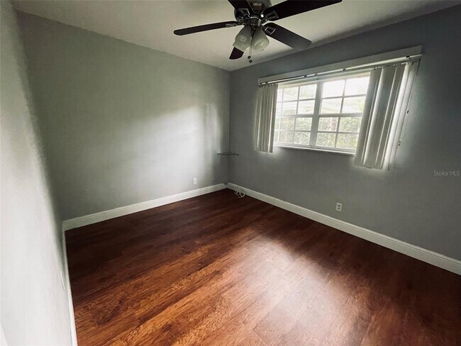 Building Photo - 1039 S Frankland Rd