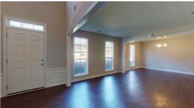 Building Photo - 4084 Pinehurst Valley Dr