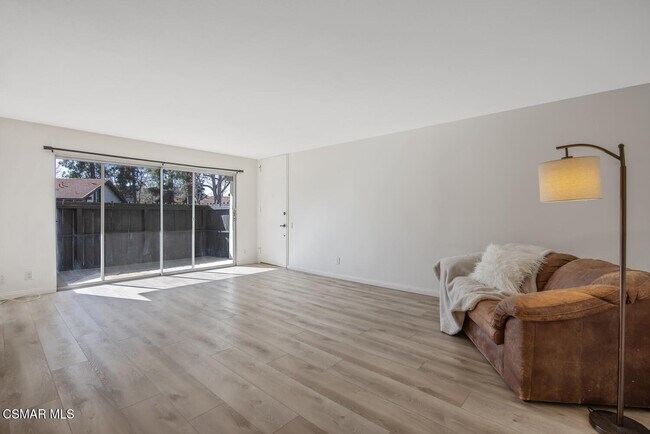 Building Photo - 31555 Lindero Canyon Rd