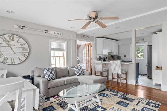 Building Photo - 22 Stockholm St