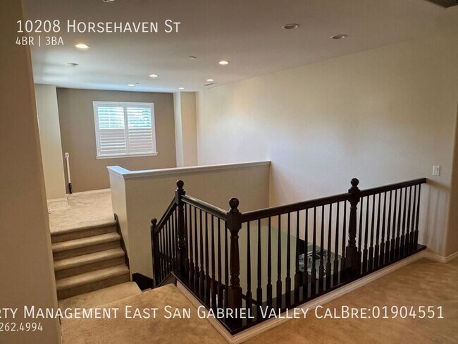 Building Photo - 10208 Horse Haven St