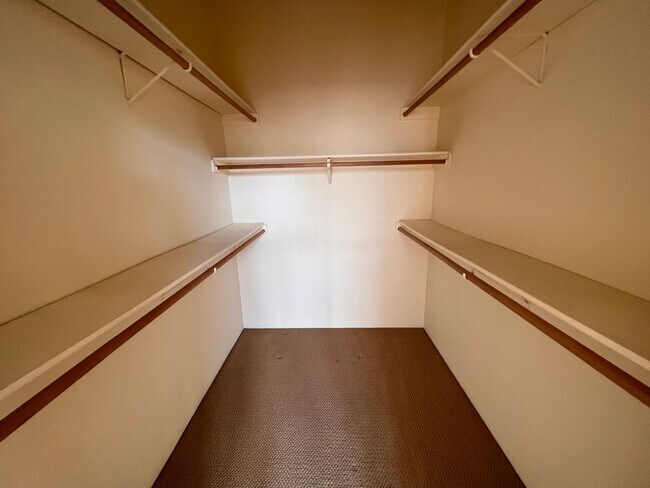 Building Photo - Historic Lincoln School Condo in downtown ...