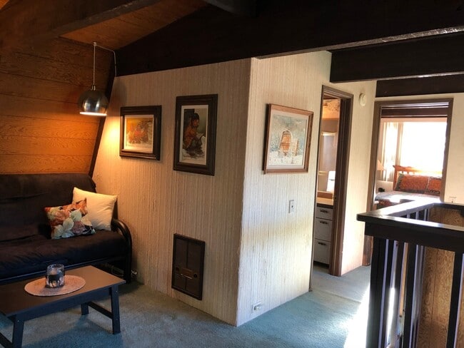 Building Photo - Ski Lease in Tahoe Donner- $2900 per month Furnished