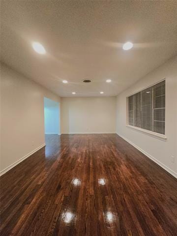 Building Photo - 648 Penguin Dr