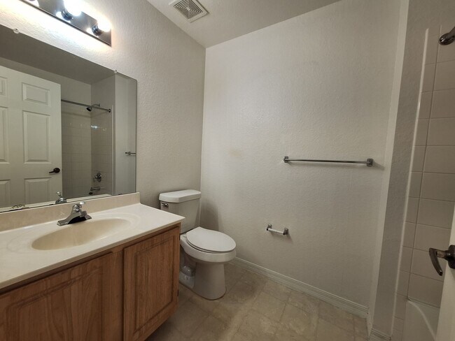 Building Photo - 4010 San Gallo Dr